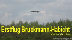 Erstflug Bruckmann-Habicht-kl